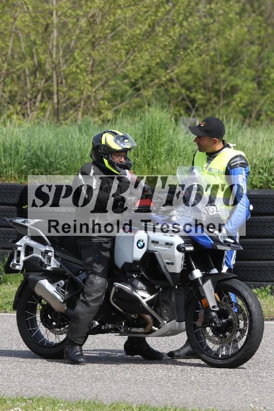 /Archiv-2025/10 23.04.2025 Cornu Master School ADR/gruen-vert/62